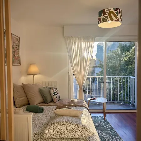Terra I Cozy Wifi I Balcon & Parking Apartment *