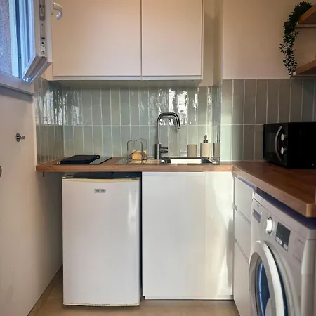 Terra I Cozy Wifi I Balcon & Parking דירה