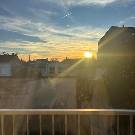 Terra I Cozy Wifi I Balcon & Parking アパート *