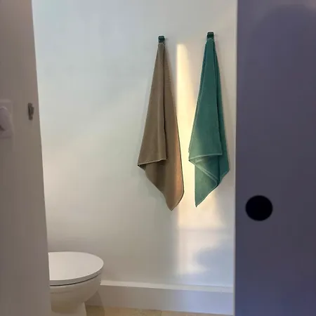 Terra I Cozy Wifi I Balcon & Parking *