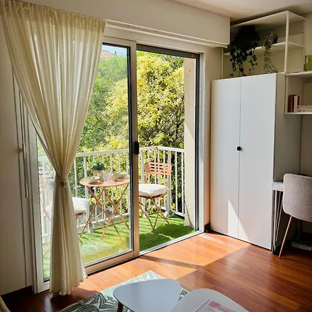 Terra I Cozy Wifi I Balcon & Parking Apartment *