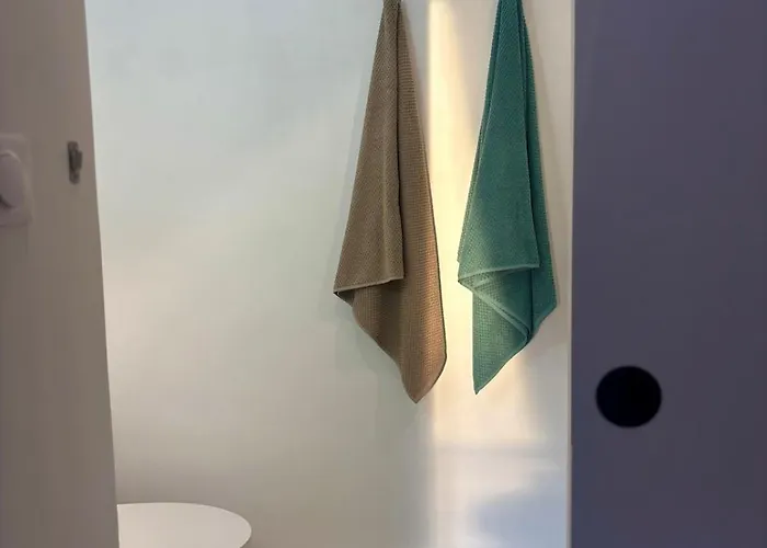 Terra I Cozy Wifi I Balcon & Parking *